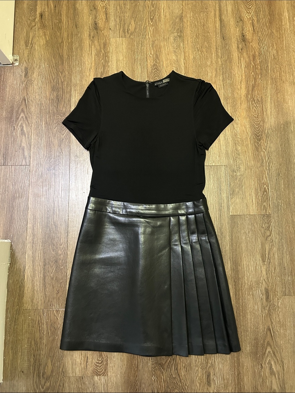 Alice + Olivia Black Pleated Faux Leather dress size 8